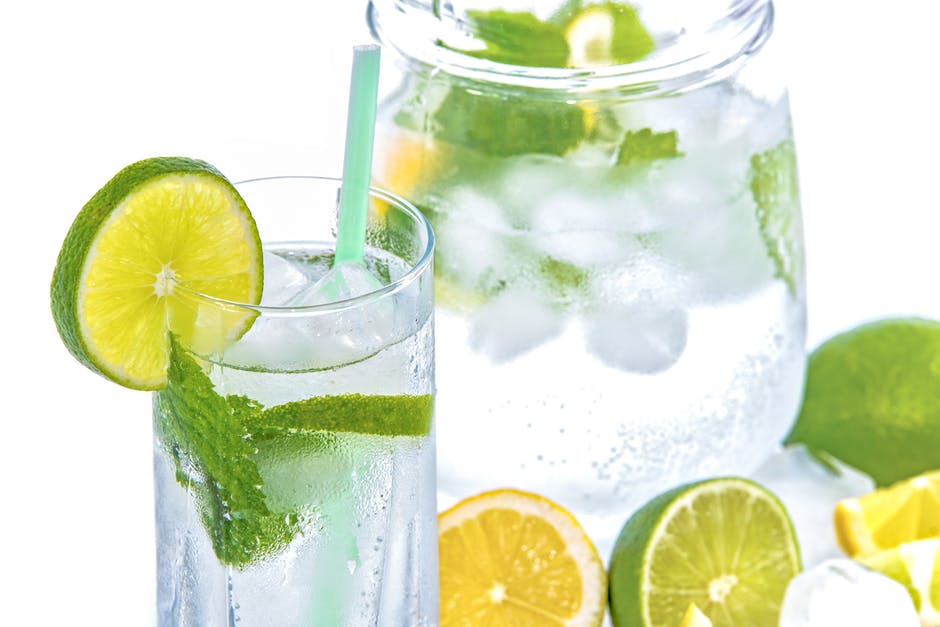mineral-water-lime-ice-mint-158821.jpeg
